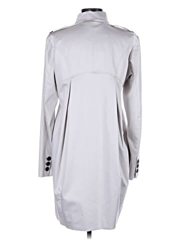 Burberry Trenchcoat (view 2)