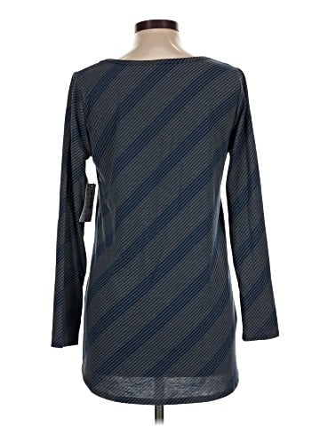 Lularoe 3/4 Sleeve Top (view 2)