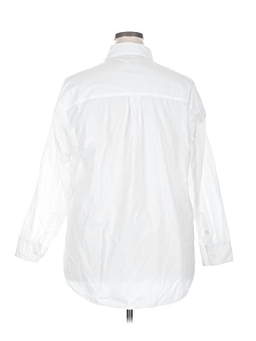 Universal Thread Long Sleeve Button-Down Shirt (view 2)