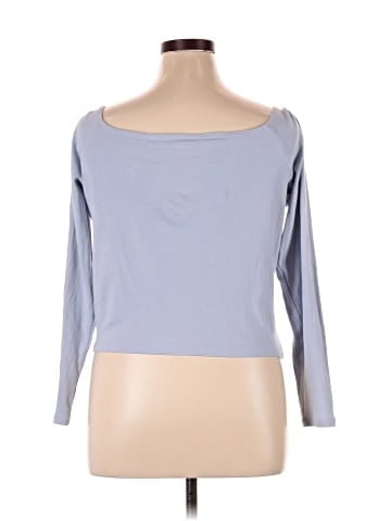 Hollister Long Sleeve T-Shirt (view 2)