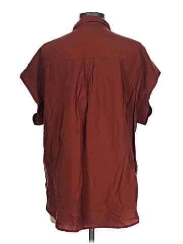 Gap Short Sleeve Button-Down Shirt (view 2)