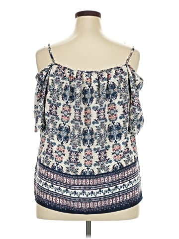 Kaileigh 3/4 Sleeve Blouse (view 2)