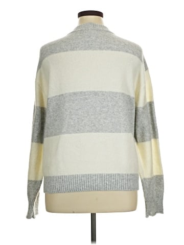 American Eagle Outfitters Pullover Sweater (view 2)