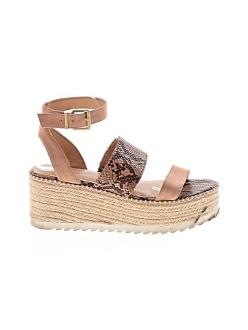Crown Vintage Wedges (view 1)