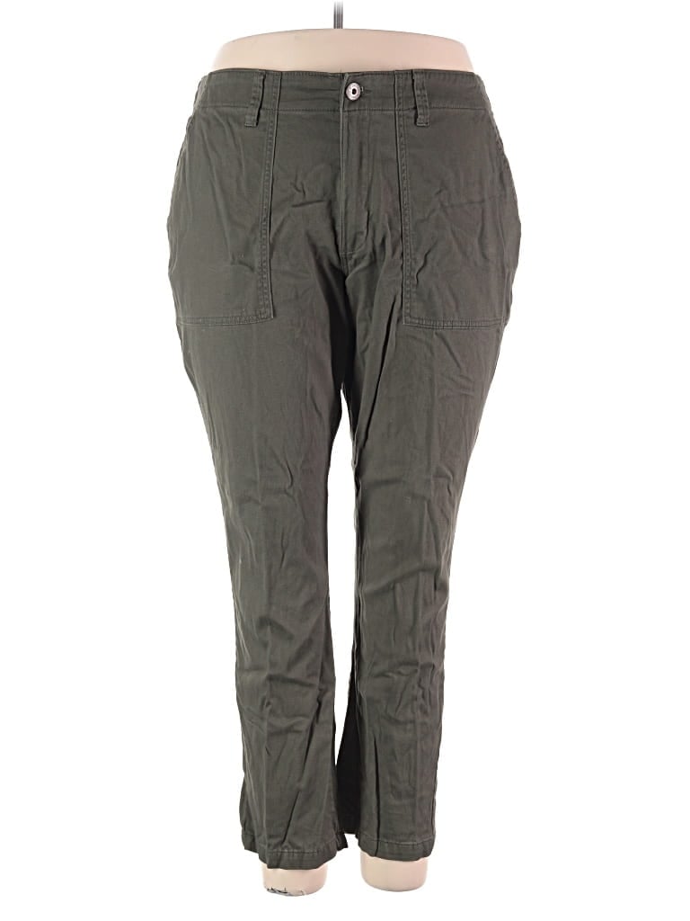 Pre-owned St. John's Bay Cargo Pants In Green