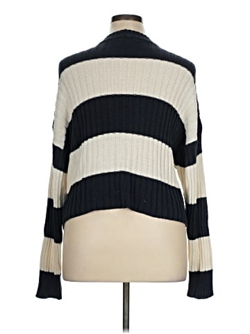 American Eagle Outfitters Pullover Sweater (view 2)