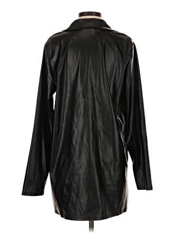 PrettyLittleThing Raincoat (view 2)