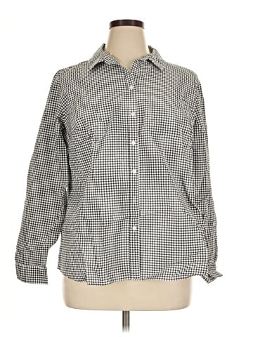 Croft & Barrow Long Sleeve Button-Down Shirt (view 1)