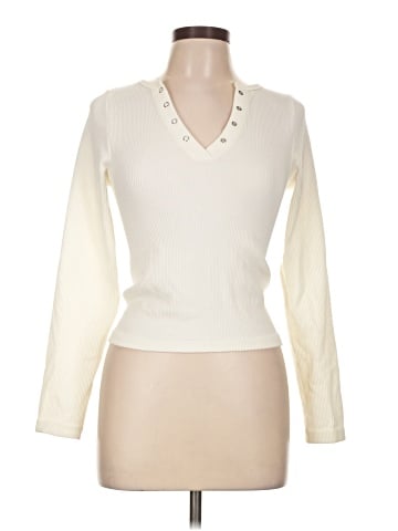 Old Navy Long Sleeve T-Shirt (view 1)