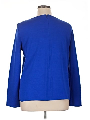 St. John Long Sleeve Top (view 2)