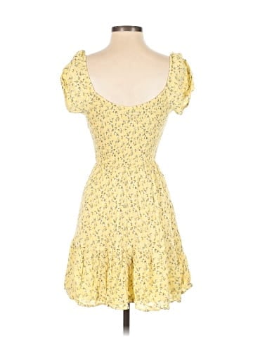 Hollister Casual Dress (view 2)