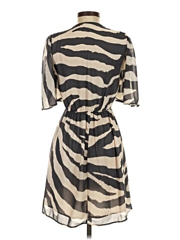 H&M Casual Dress (view 2)