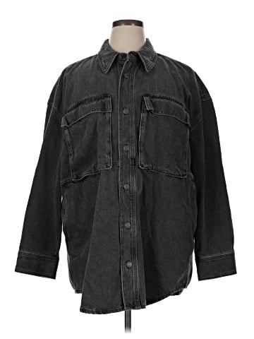 Madewell Denim Oversized Cargo Shirt Jacket in Lunar Wash (view 1)
