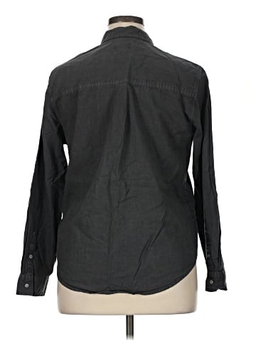 Universal Thread Long Sleeve Button-Down Shirt (view 2)