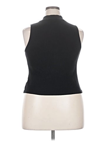 Old Navy Tank Top (view 2)