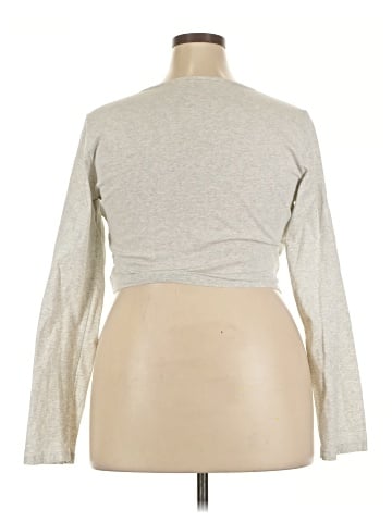Victoria's Secret Pink Long Sleeve T-Shirt (view 2)