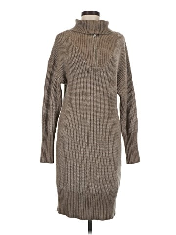 Cupcakes & Cashmere Casual Dress (view 1)
