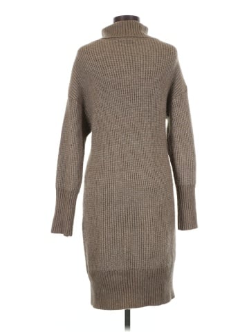 Cupcakes & Cashmere Casual Dress (view 2)