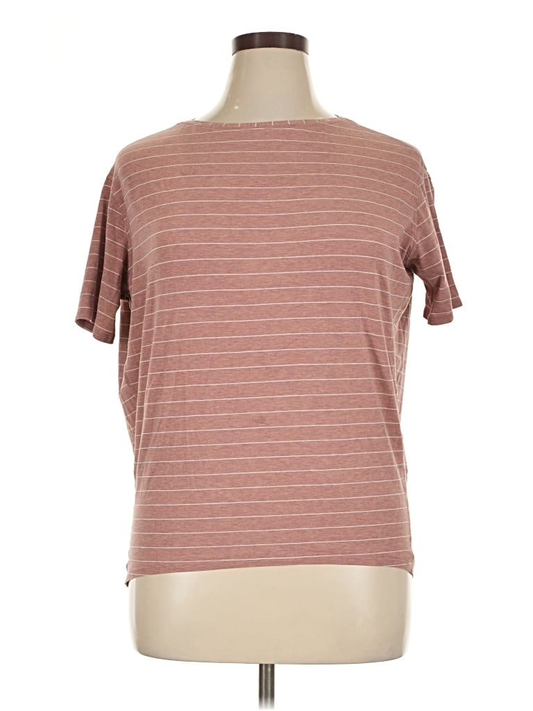 Pre-owned Lululemon Athletica Short Sleeve T-shirt In Brown