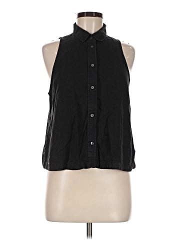 Gap Sleeveless Button-Down Shirt (view 1)