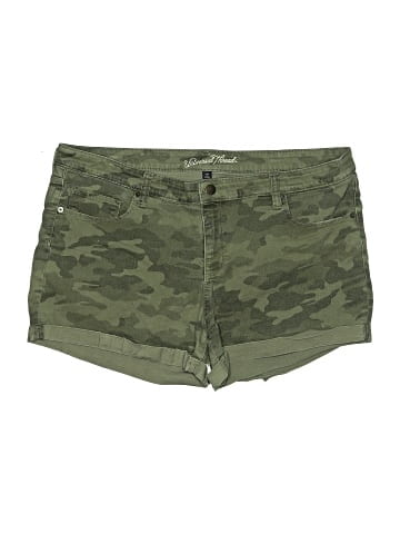 Universal Thread Shorts (view 1)