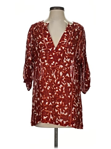 LaROK 3/4 Sleeve Silk Top (view 1)