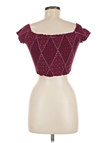Kendall & Kylie Short Sleeve Top (view 2)