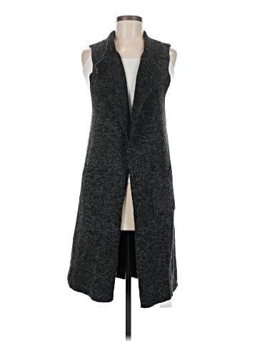 Noah Vest (view 1)