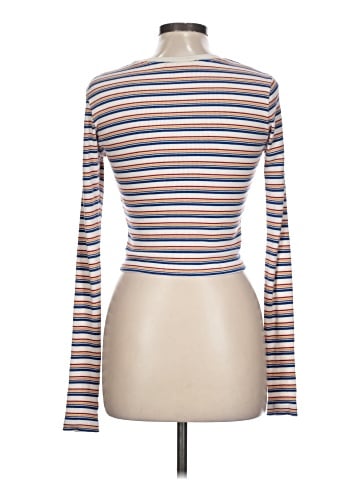 Brandy Melville Long Sleeve T-Shirt (view 2)