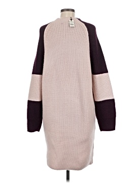 Express Pullover Sweater (view 2)