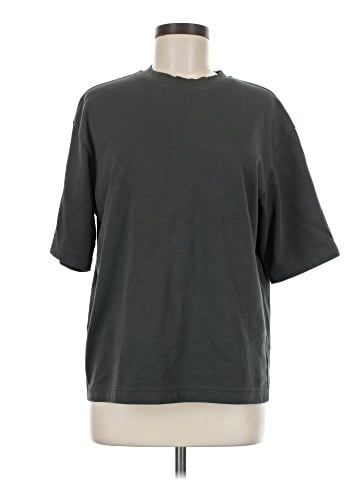Uniqlo U Short Sleeve T-Shirt (view 1)