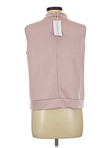 Xieerduo Sleeveless T-Shirt (view 2)