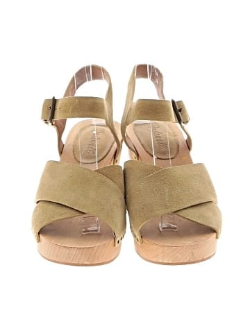 Madewell The Johanna Crisscross Clog Sandal in Suede (view 2)