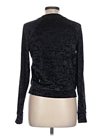 Lululemon Athletica Long Sleeve T-Shirt (view 2)