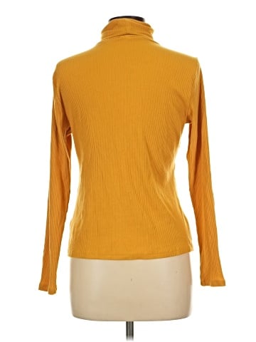 Old Navy Long Sleeve Top (view 2)