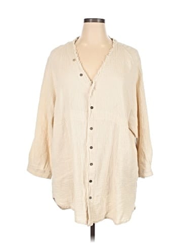 iGenJun 3/4 Sleeve Button-Down Shirt (view 1)
