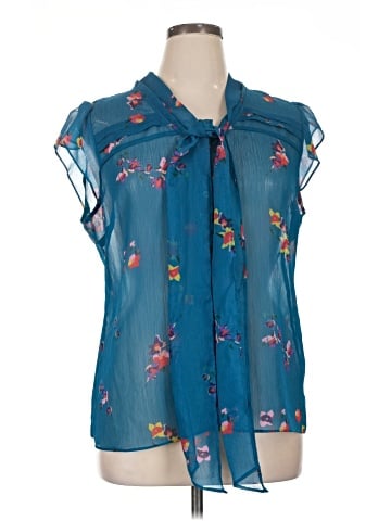 Attention Sleeveless Blouse (view 1)