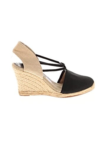 Adrienne Vittadini Wedges (view 1)