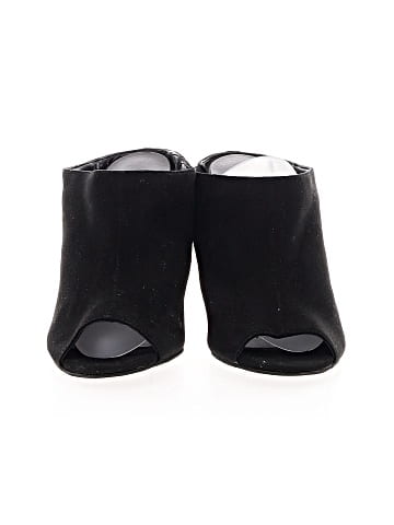 BP. Heels (view 2)