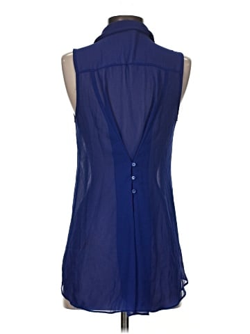 Sans Souci Sleeveless Blouse (view 2)