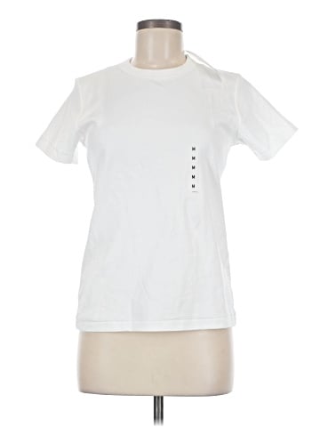 Uniqlo U Short Sleeve T-Shirt (view 1)