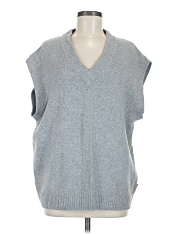 Levi's Sweater Vest (view 1)