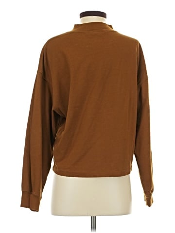 Uniqlo U Long Sleeve Turtleneck (view 2)