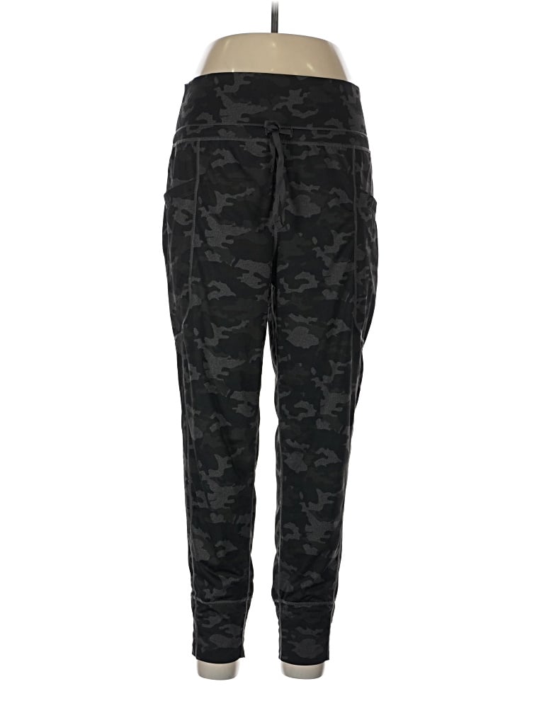 Pre-owned Fabletics Casual Pants In Black