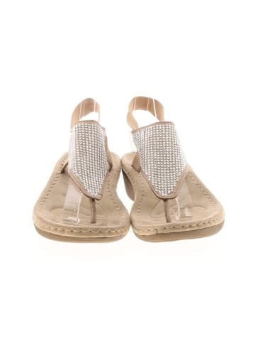 Cliffs by White Mountain Wedges (view 2)