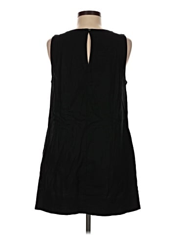 Old Navy Casual Dress (view 2)
