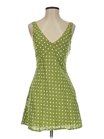 Abercrombie & Fitch Cocktail Dress (view 1)