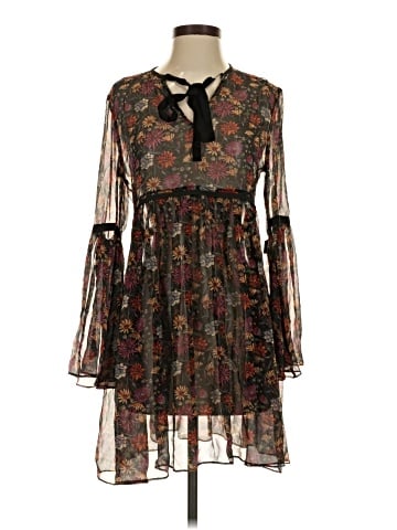 Cinq à Sept Cocktail Dress (view 1)