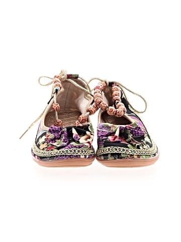 Unbranded Flats (view 2)
