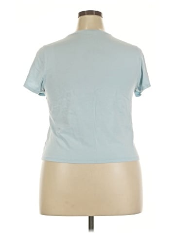 Old Navy Active T-Shirt (view 2)
